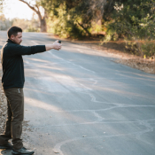 Sabre Red Gel 1.8 Oz Flip Top w/Holster