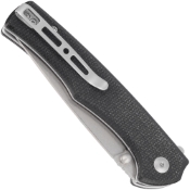 Opt for the Crowley Flipper Knife in Black, a sleek and powerful addition to your outdoor gear. Camouflage.ca offers an exclusive range of high-quality tools for the discerning enthusiast. 